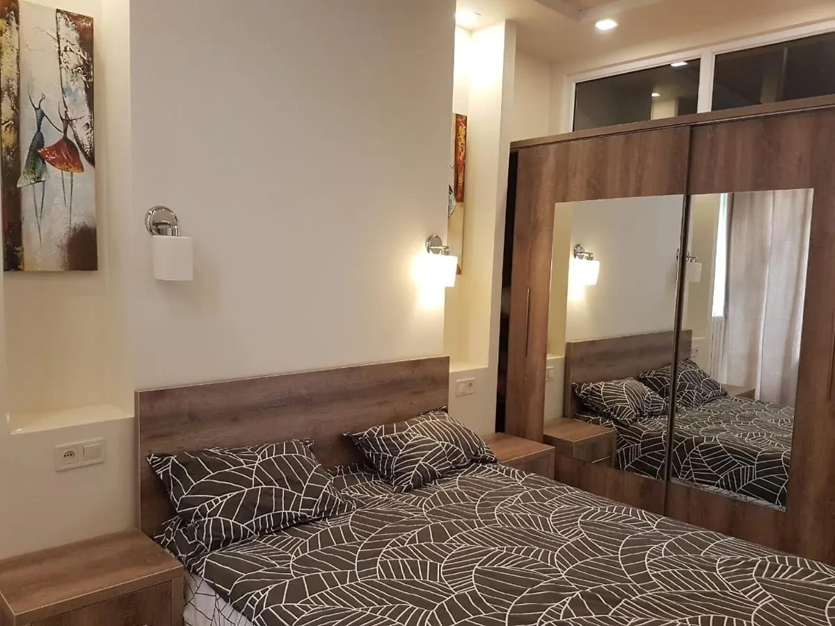 Apartment on Magnolia 2 Batumi 0*,